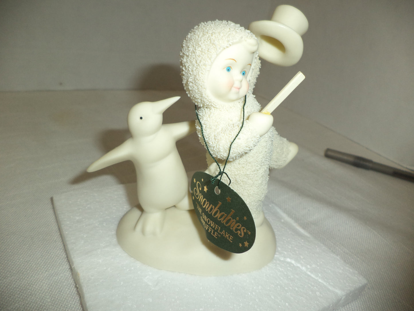 The Snowflake Shuffle 2002 NIB Snow Babies Figurine