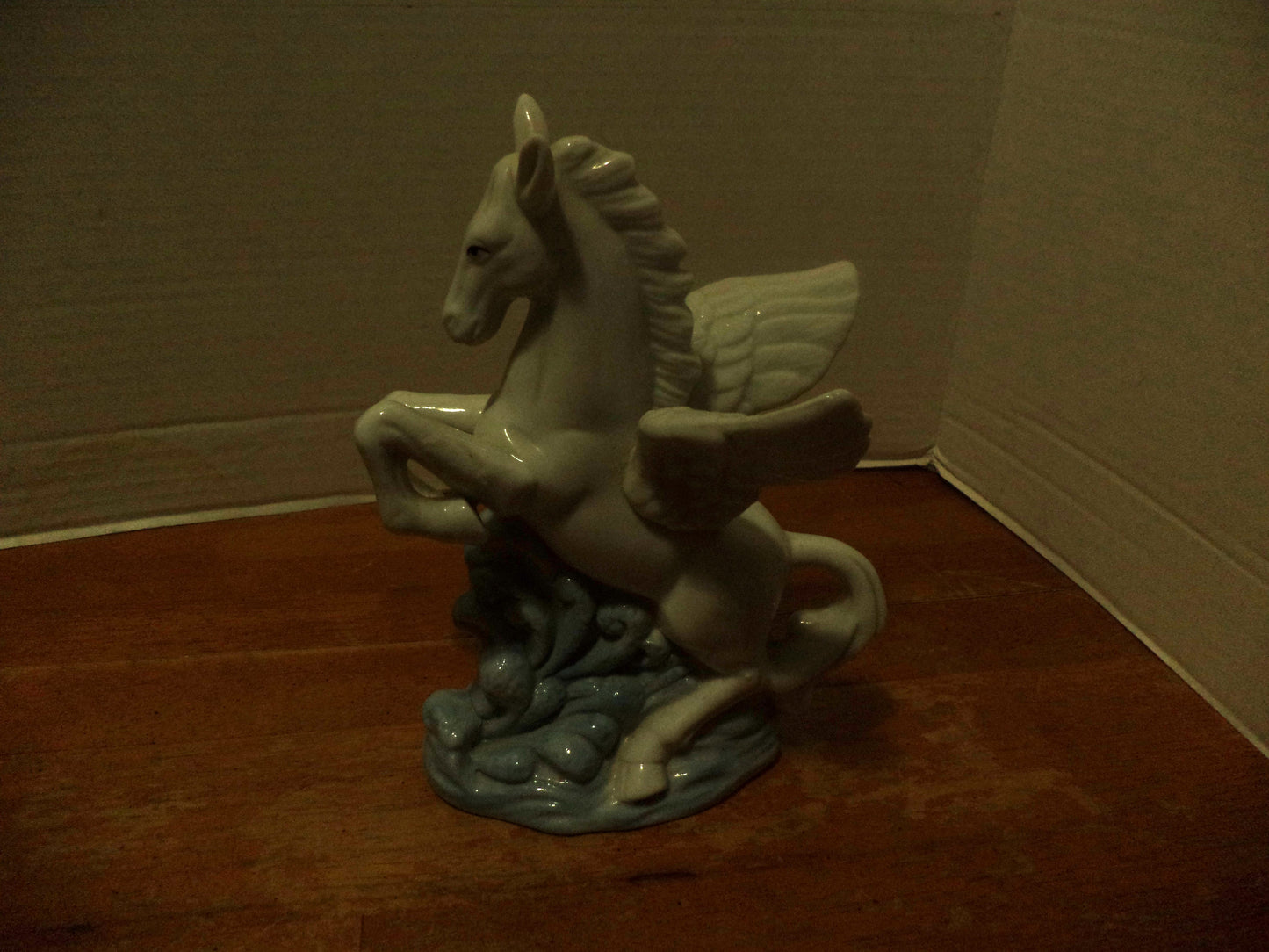 UOGC Pegasuis Horse Figurine