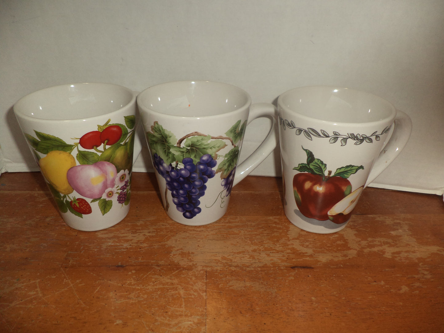 3 Today,s Home Fruit Design Mugs