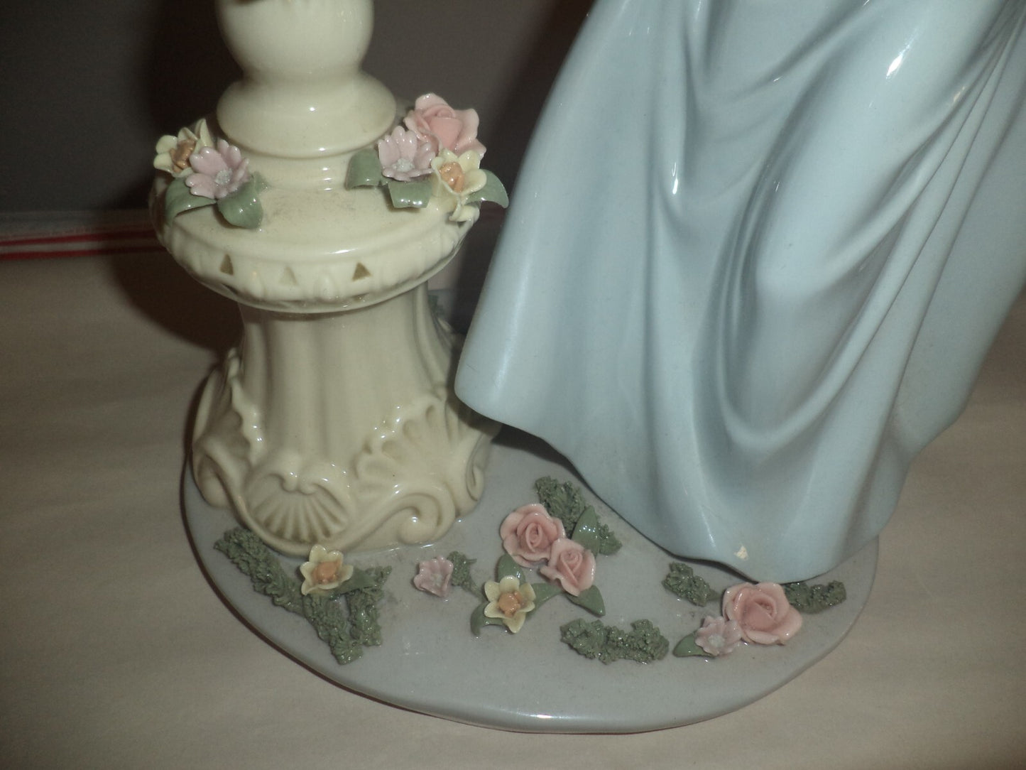 Members Mark Holiday Angel Figurine