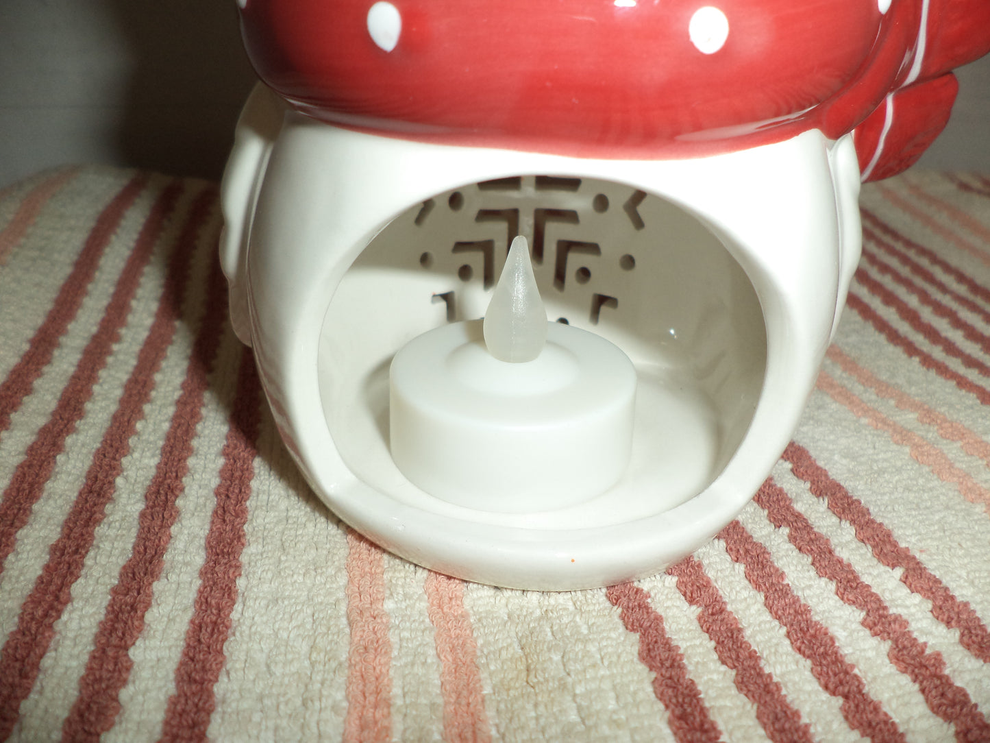 Red & White Owl Candle Holder