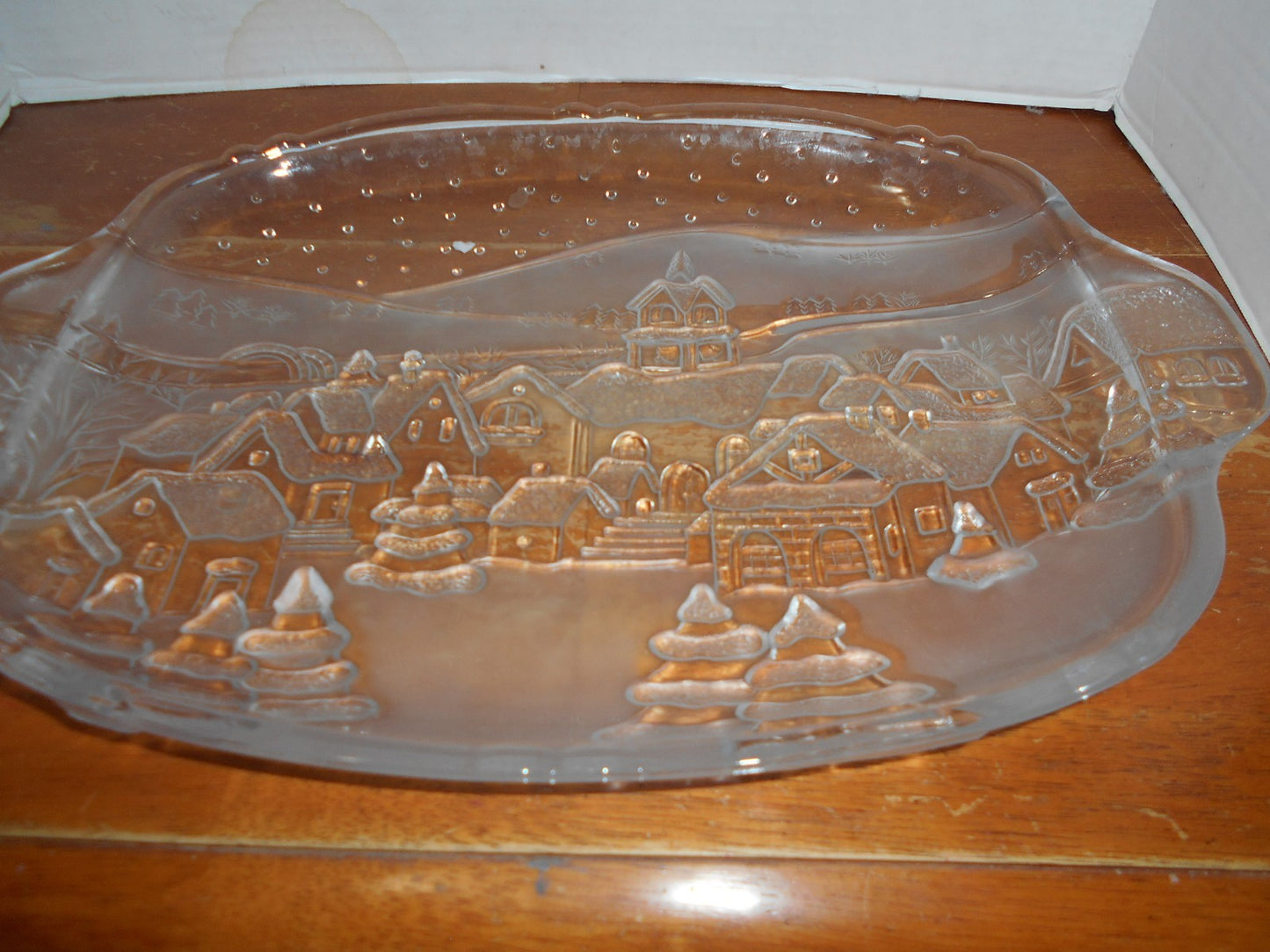 Crystal Clear Studios Embossed Winter Scene Serving Platter W/ Handles 92’ Japan