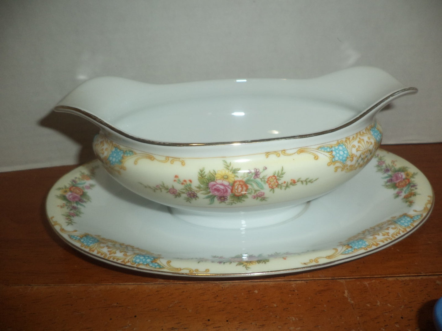 Noritake "M" Series Gravy Boat with Attached Underplate.  Floral.  Japan.