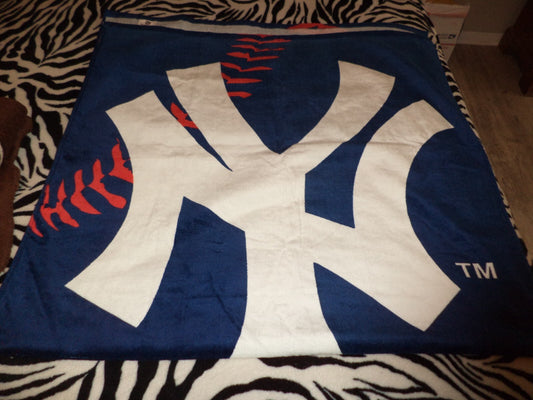 NEW MCARTHUR MLB NEW YORK YANKEES BASEBALL BEACH TOWEL 30" X 60" COTTON