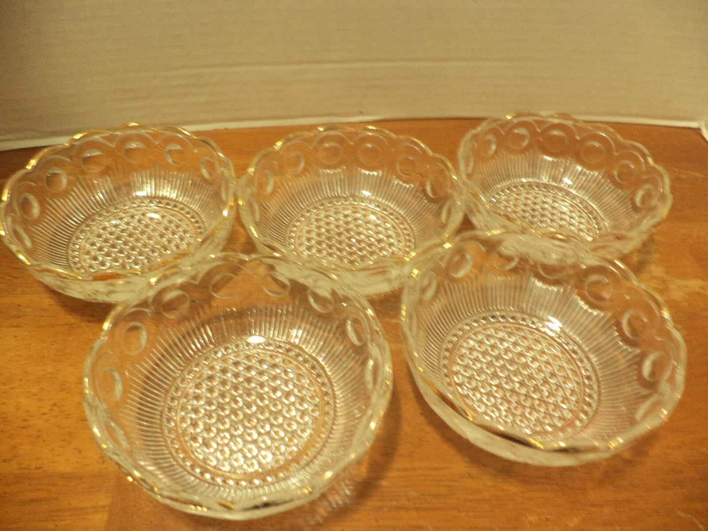 Five Scalloped Edge Bubble Design Bartlett & Collins Dessert Bowls