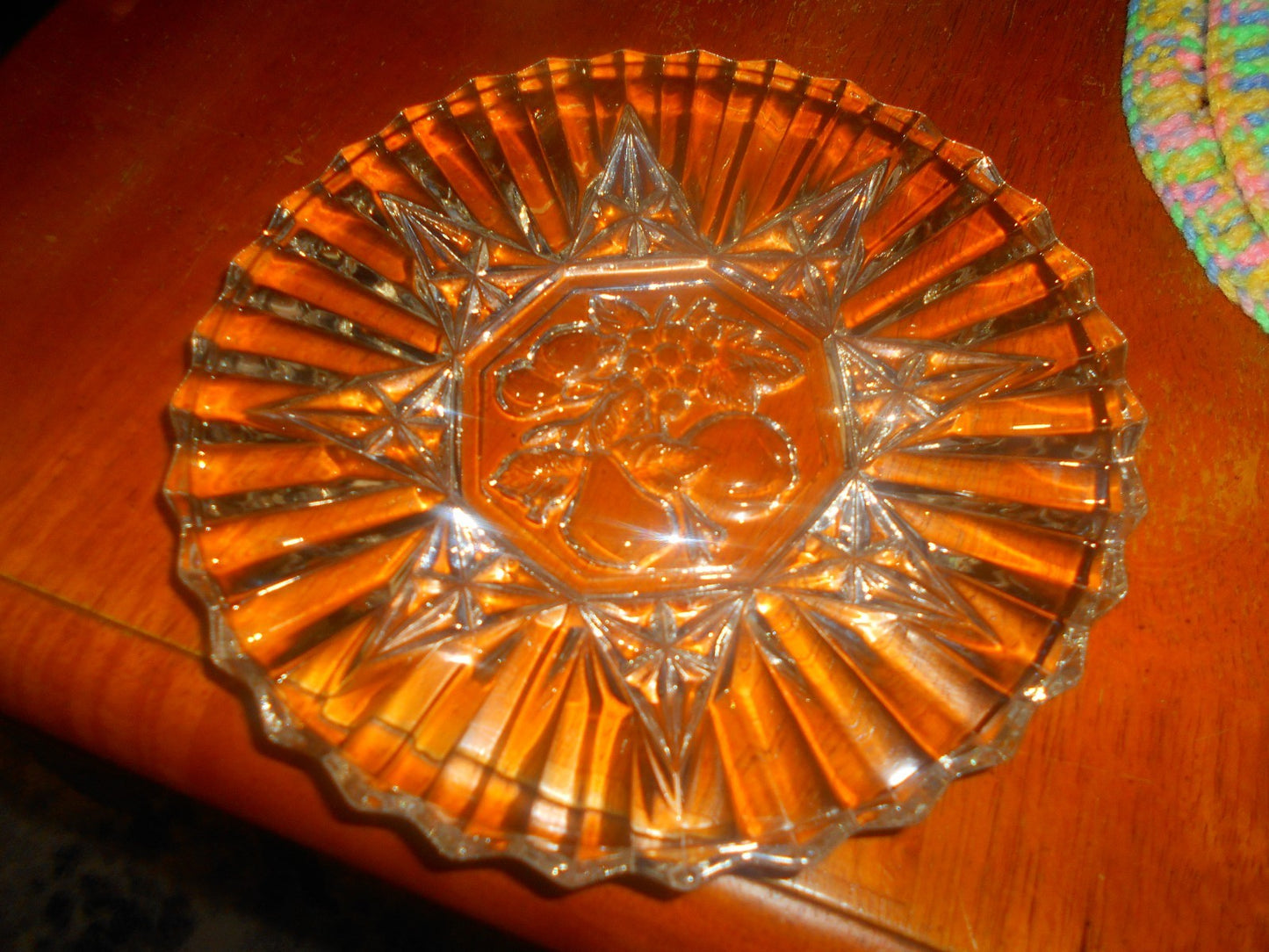 Vintage Heavy Cut Federal Glass Plate Pioneer Pattern Fruit Design 8 " Diameter