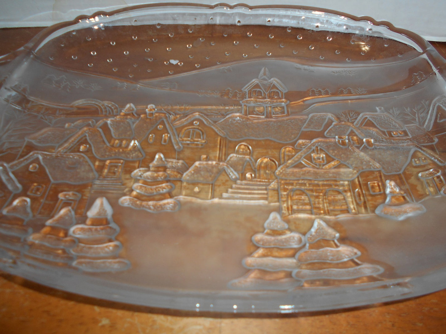 Crystal Clear Studios Embossed Winter Scene Serving Platter W/ Handles 92’ Japan